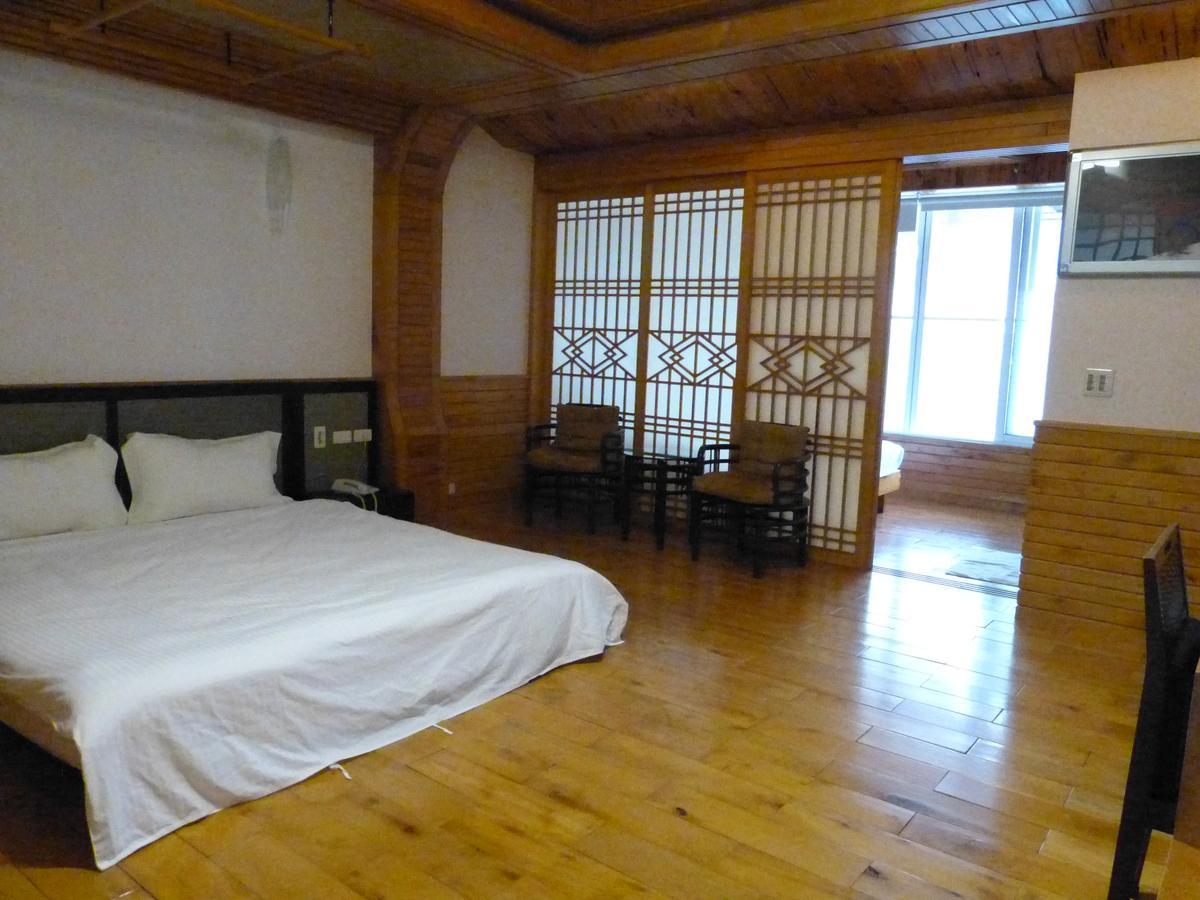 Full Moon Spa Wulai Exterior foto