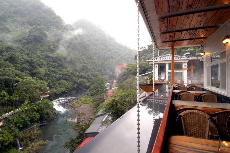 Full Moon Spa Wulai Exterior foto